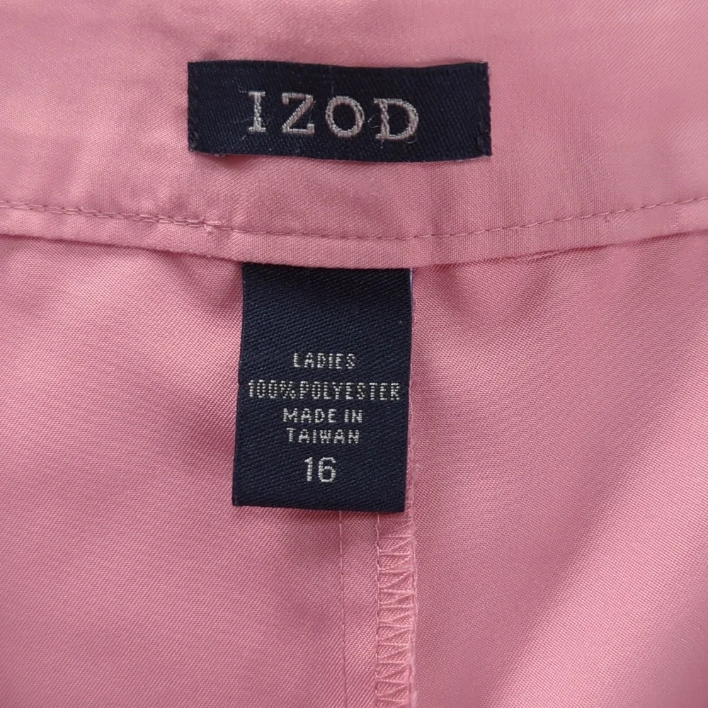 Izod, pink skort. 16